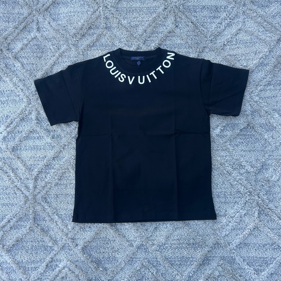 Louis Vuitton Shirt - Picture 1 of 1